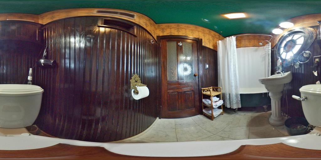 Herrold On Hill Bed And Breakfast Wabash Экстерьер фото
