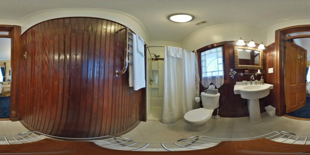 Herrold On Hill Bed And Breakfast Wabash Экстерьер фото