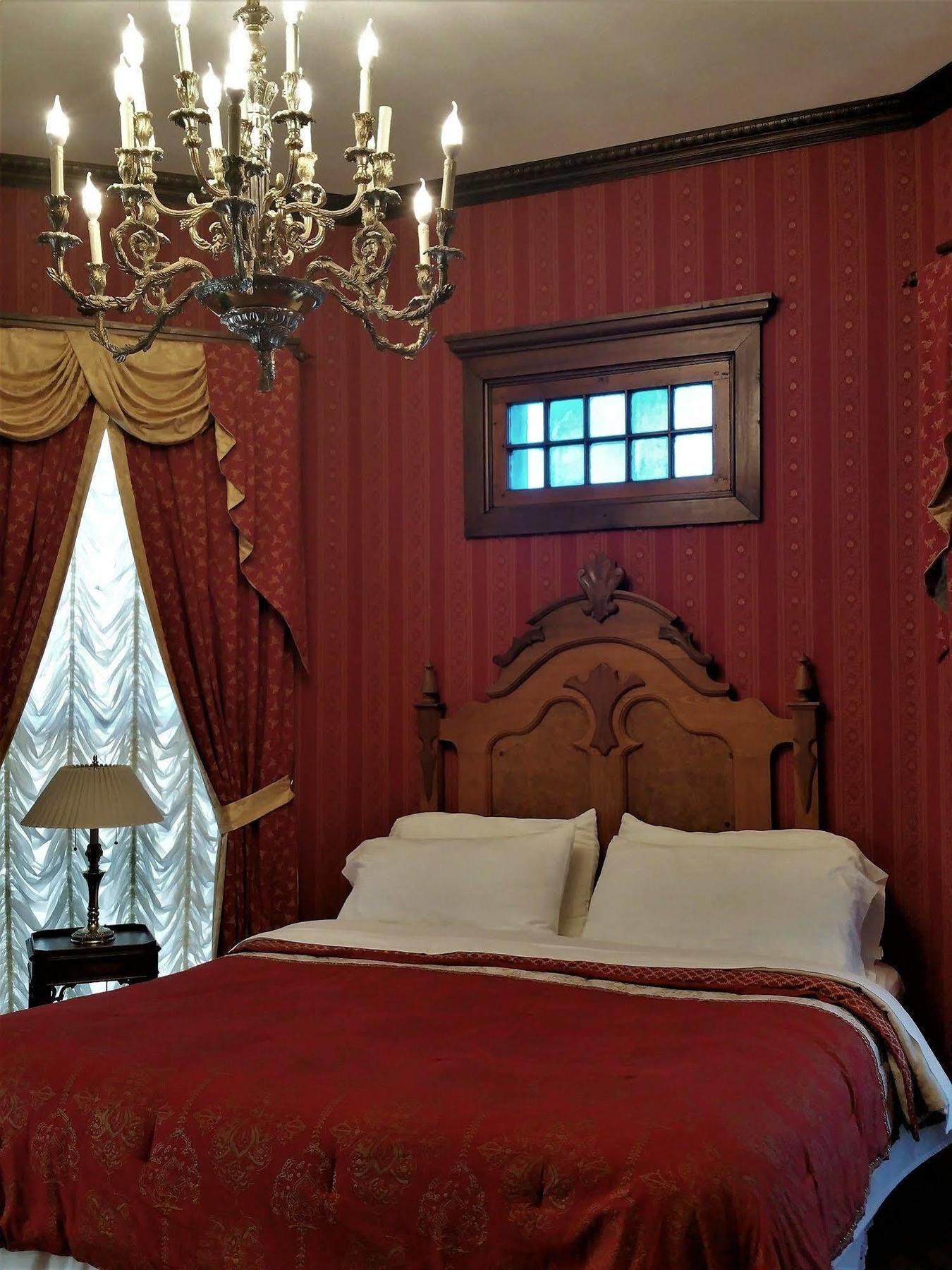 Herrold On Hill Bed And Breakfast Wabash Экстерьер фото
